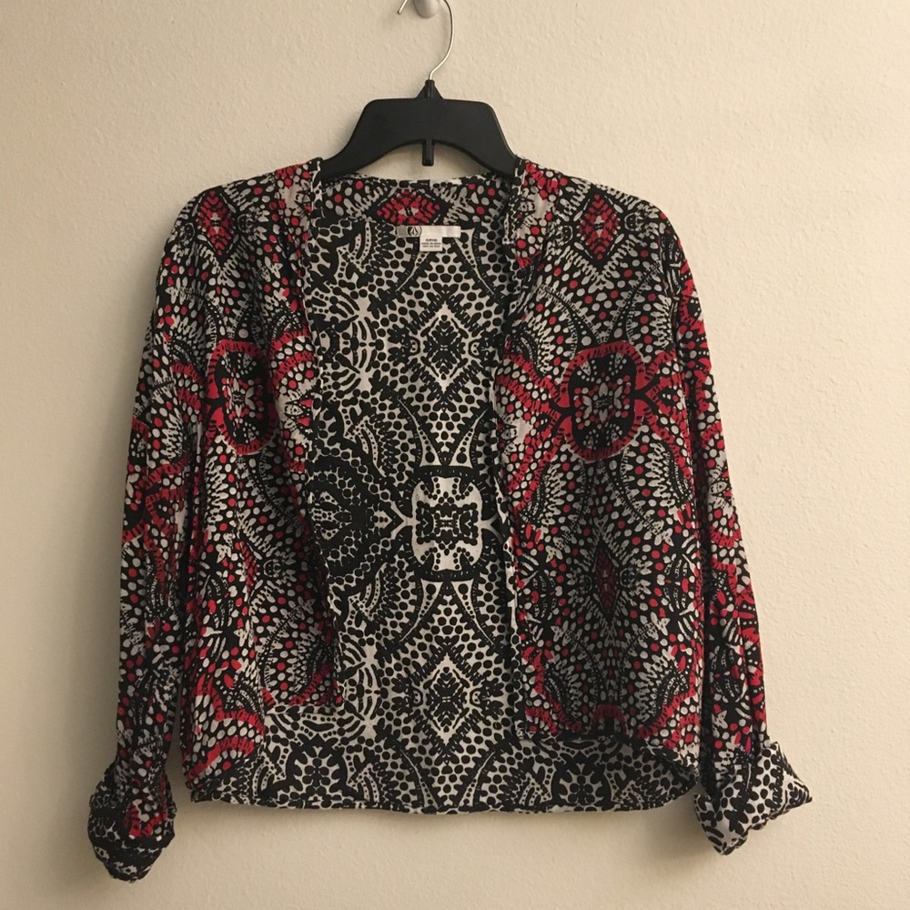 NEW!! Volcom Reversible Top
